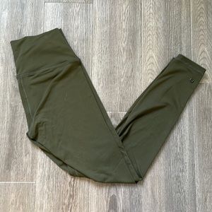 Reitman’s Hyba Namaste Leggings Size Small, Forest Green